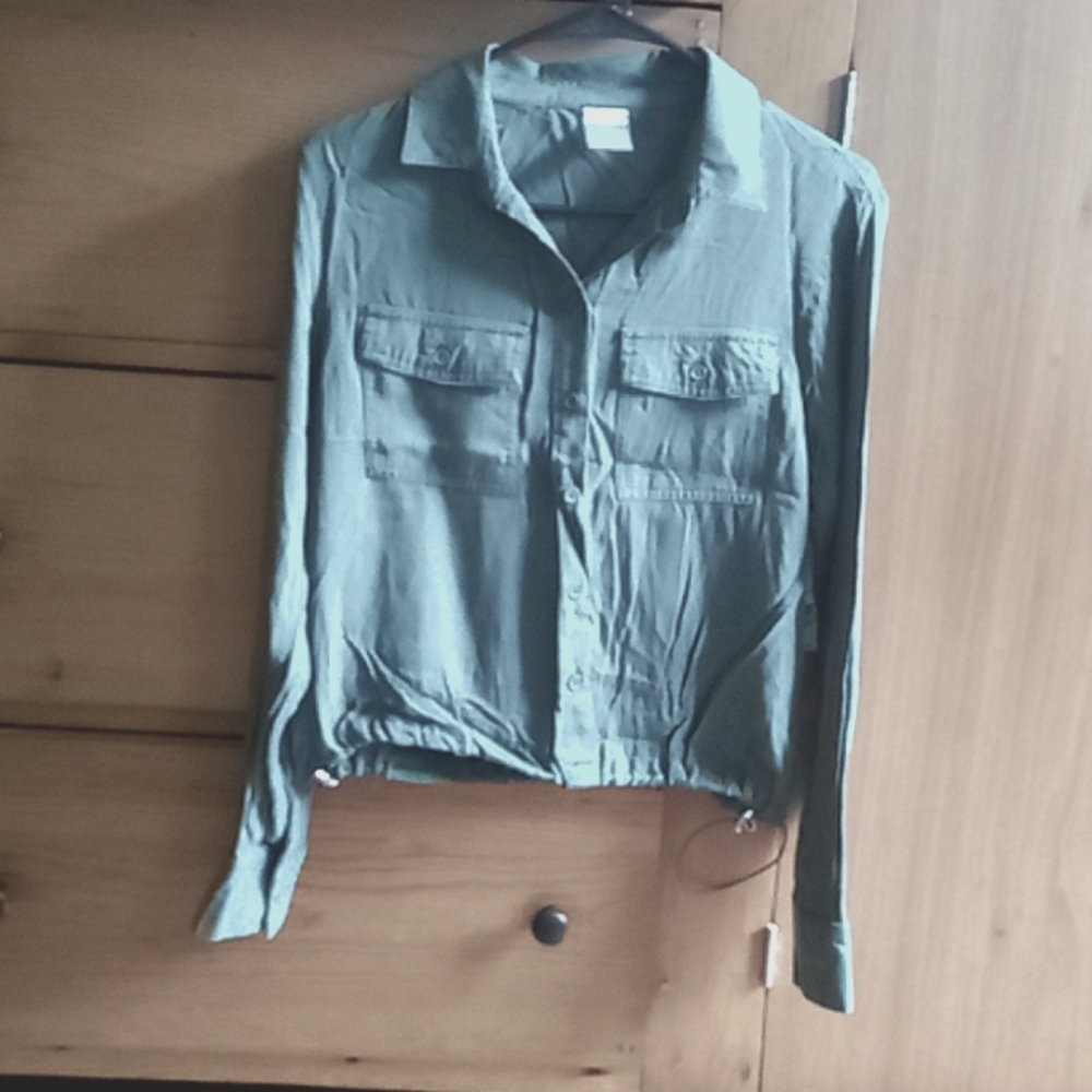 No boundaries long sleeve button down shirt